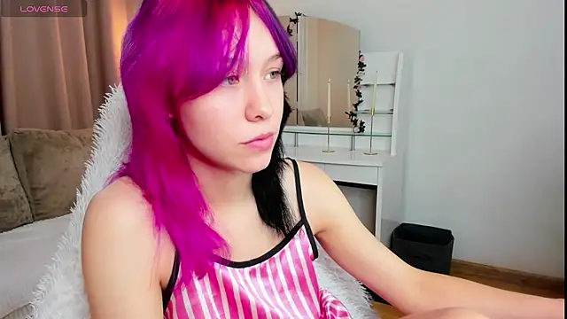 EmilyTrase online show from 07.31.26
