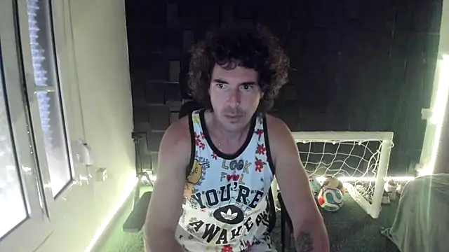 Snapshot of joaquin420_hot chatting on 06.20.26 joaquin420 hot online show from 06.20.26