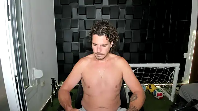 Snapshot of joaquin420_hot chatting on 07.08.26 joaquin420 hot online show from 07.08.26