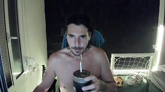 Snapshot of joaquin420_hot chatting on 07.11.26 joaquin420 hot online show from 07.11.26