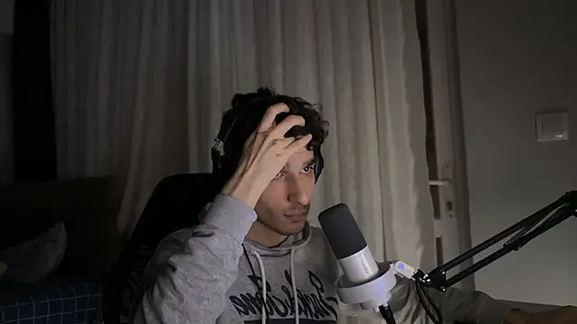 enesbabakral online show from 03.15.26