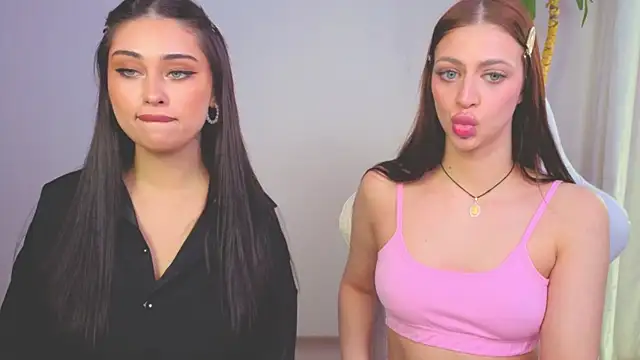 Sofia Plump online show from 04.20.26