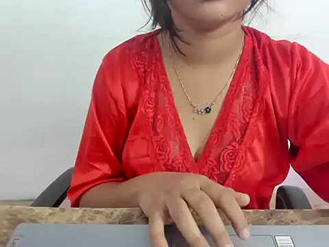 AnshikaBloom98 online show from 03.15.26