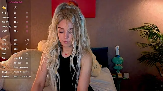 Sonya-Love online show from 05.12.26