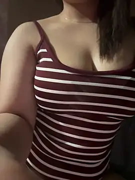 Snapshot of Myna-x chatting on 03.04.26 Myna-x online show from 03.04.26