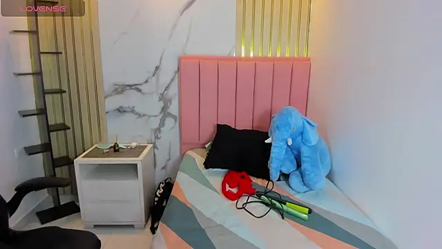 KAROLAGREY online show from 07.09.26