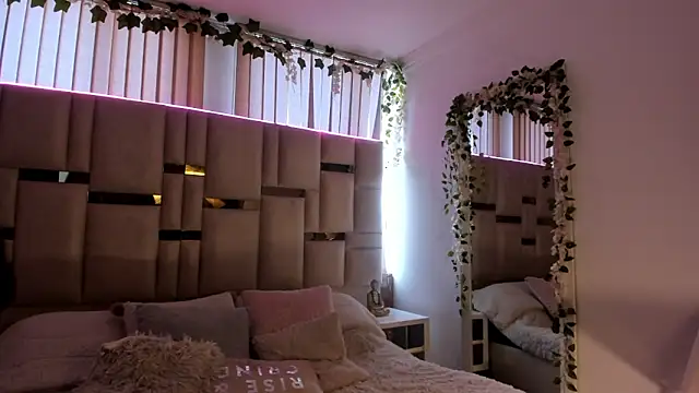 Maya-jhons online show from 03.09.26