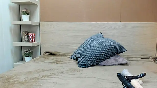 PinkyTwerkyX online show from 05.25.26