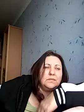 LockyCharm111 online show from 02.14.26