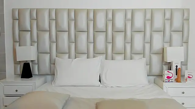 paola katy dicks online show from 03.07.25