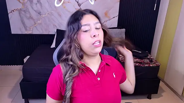 Sophie19   online show from 02.16.26