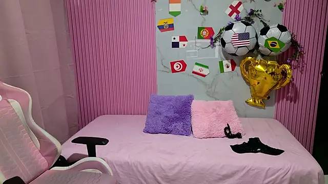 Sophie19   online show from 07.06.26