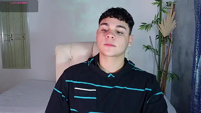 eithan jonnes online show from 02.12.26