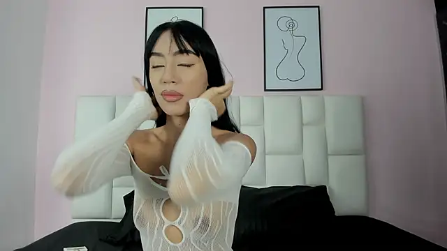 PeytonLouise online show from 03.12.26