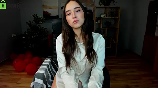 Effy Royse online show from 02.22.26