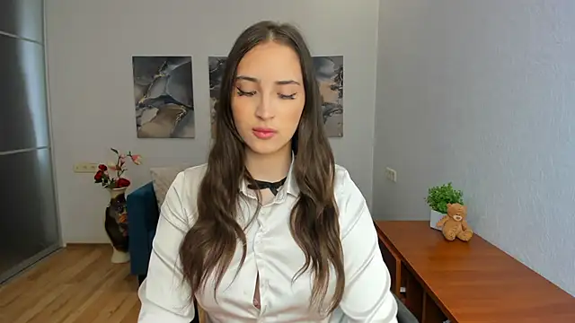 Effy Royse online show from 06.18.26