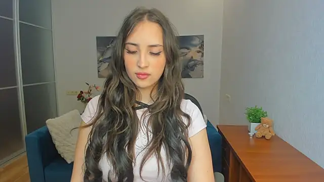 Effy Royse online show from 07.12.26