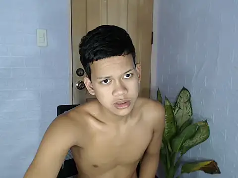 Snapshot of UrAsian_Turjak chatting on 02.19.26 UrAsian Turjak online show from 02.19.26