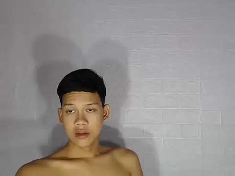 Snapshot of UrAsian_Turjak chatting on 04.02.26 UrAsian Turjak online show from 04.02.26