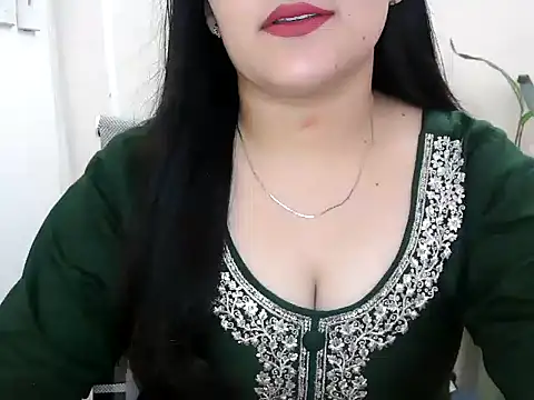  chitranshi online show from 07.17.26
