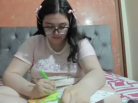 Snapshot of DearestKittyKat chatting on 02.21.26 DearestKittyKat online show from 02.21.26