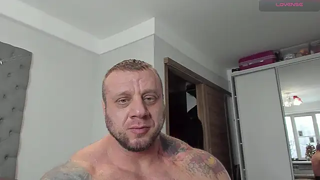 Snapshot of Samson_Legend chatting on 01.13.25 Samson Legend online show from 01.13.25