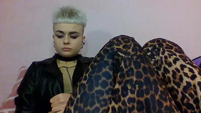 AlisaDear257 online show from 02.28.26