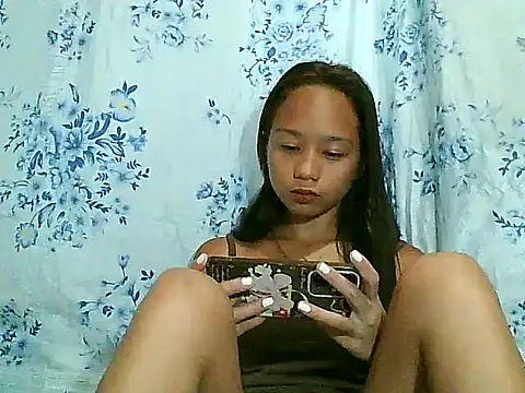 Asianpinay Skinny1818 online show from 04.08.26