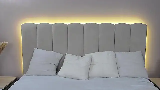 AlisiaStill  online show from 03.12.26