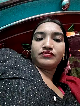 Hot-sadia6 online show from 03.06.26