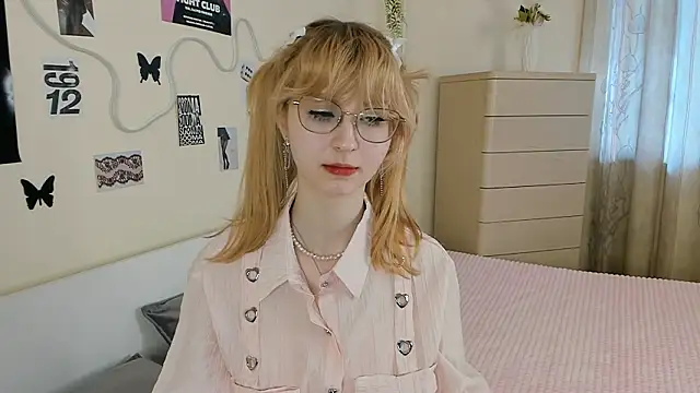 Secret Touch online show from 03.18.26