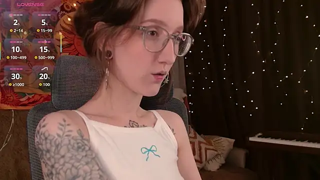 lolami  online show from 06.24.26