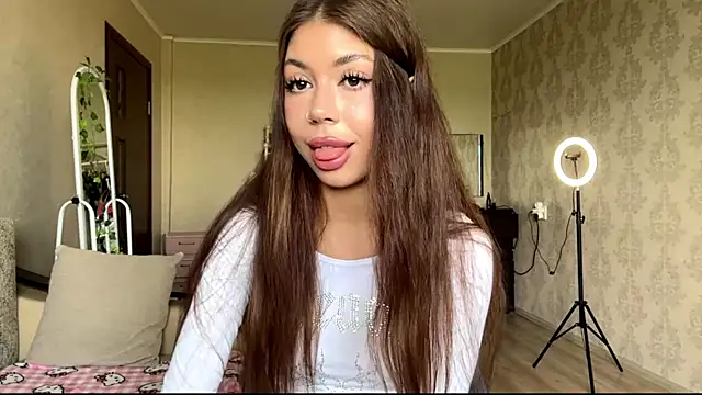 You Club Winx online show from 06.07.26