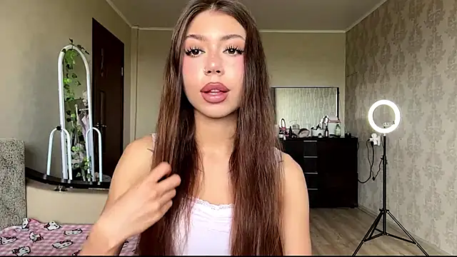 You Club Winx online show from 06.10.26