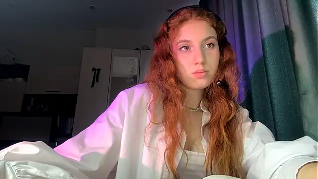 AliceCarrol online show from 02.15.26