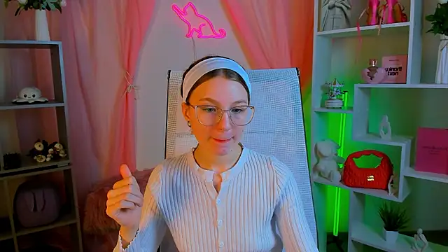 Snapshot of ElliFrankenweenie chatting on 03.12.26 ElliFrankenweenie online show from 03.12.26