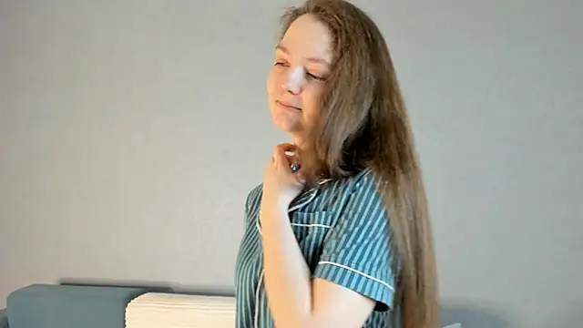 KatheyWasinger online show from 03.13.26