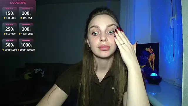  julia wonderful  online show from 02.28.26