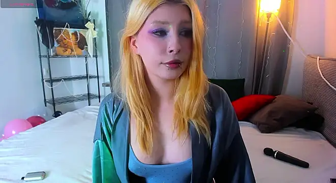 WarmAtEdges online show from 02.21.26