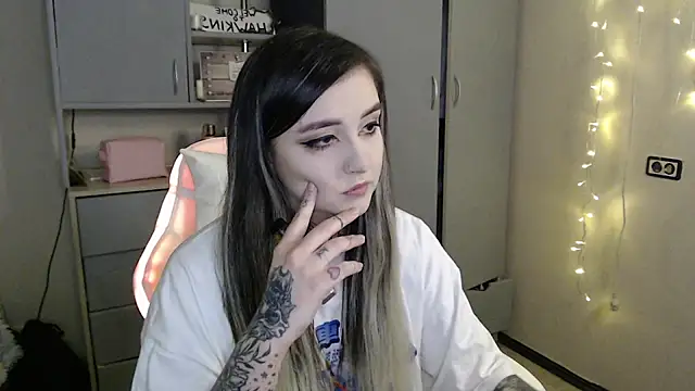 Rin Tozier online show from 03.18.26