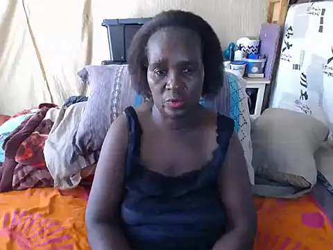 NaughtygrannieXX online show from 02.11.26