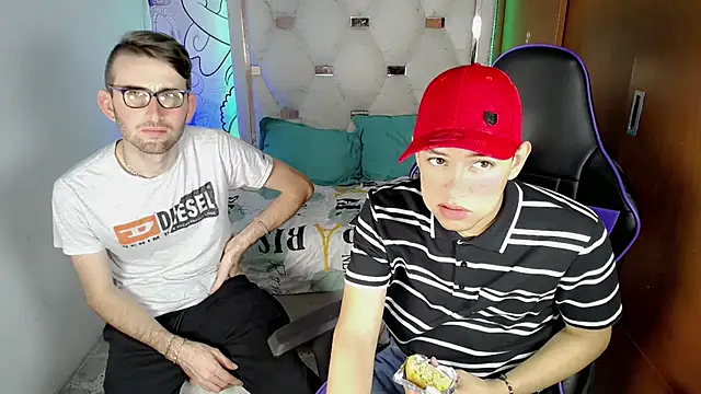 Top and bottom online show from 02.18.26