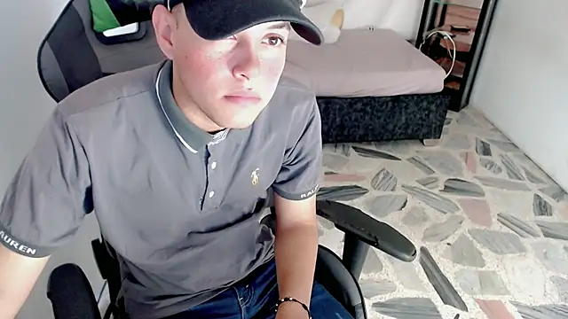 Top and bottom online show from 04.29.26