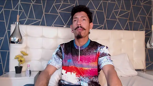 NoaahTylor online show from 02.18.26