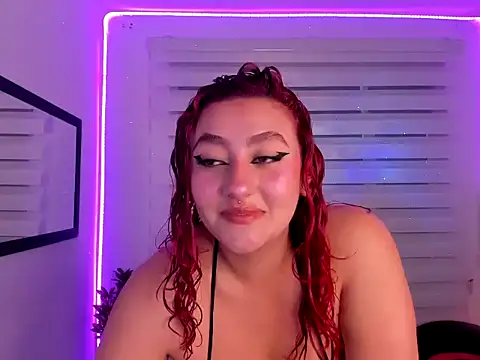 Snapshot of Emily_Jonesh chatting on 03.13.26 Emily Jonesh online show from 03.13.26