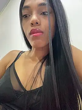 Brunette  XXX online show from 03.17.26