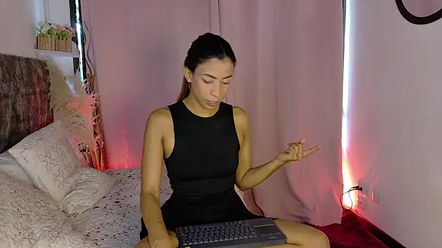 MelanyStone  online show from 02.12.26