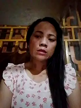 Snapshot of molly-xx chatting on 05.20.26 molly-xx online show from 05.20.26