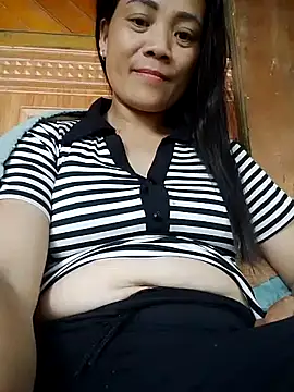 Snapshot of molly-xx chatting on 06.16.26 molly-xx online show from 06.16.26