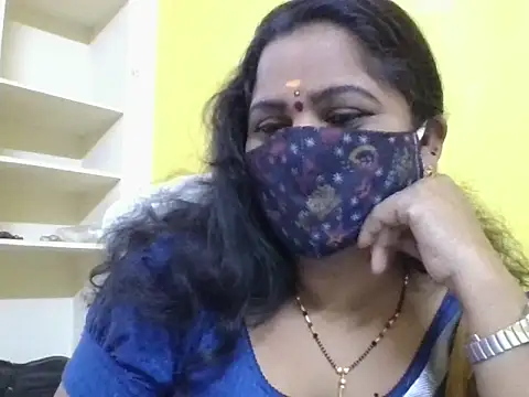 anu-reddyy online show from 03.22.26